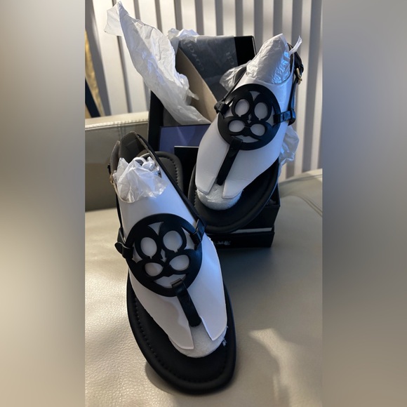 Coach Black Jaci Sandals Size 8 - Picture 2 of 6